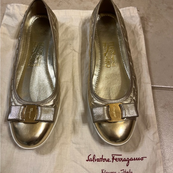 Salvatore ferragamo gold quilted bow ballet flats - Picture 5 of 7